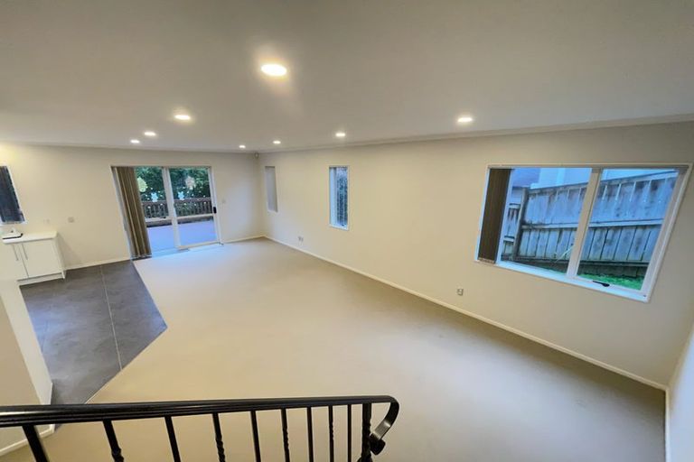 Photo of property in 11 Lucca Crescent, Flat Bush, Auckland, 2019