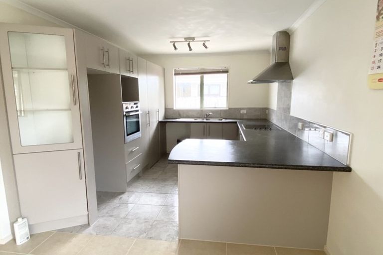 Photo of property in 114a Kimpton Road, Papatoetoe, Auckland, 2025