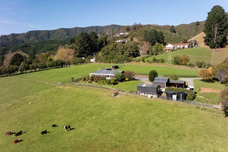 Photo of property in 199 Mangaroa Valley Road, Mangaroa, Upper Hutt, 5371