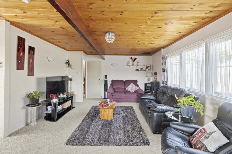 Photo of property in 184 Tukapa Street, Westown, New Plymouth, 4310