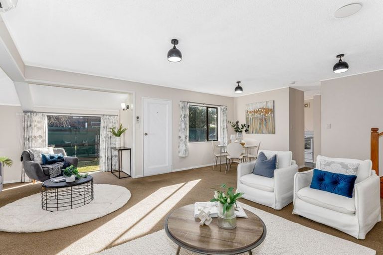 Photo of property in 1/17u Randwick Crescent, Moera, Lower Hutt, 5010