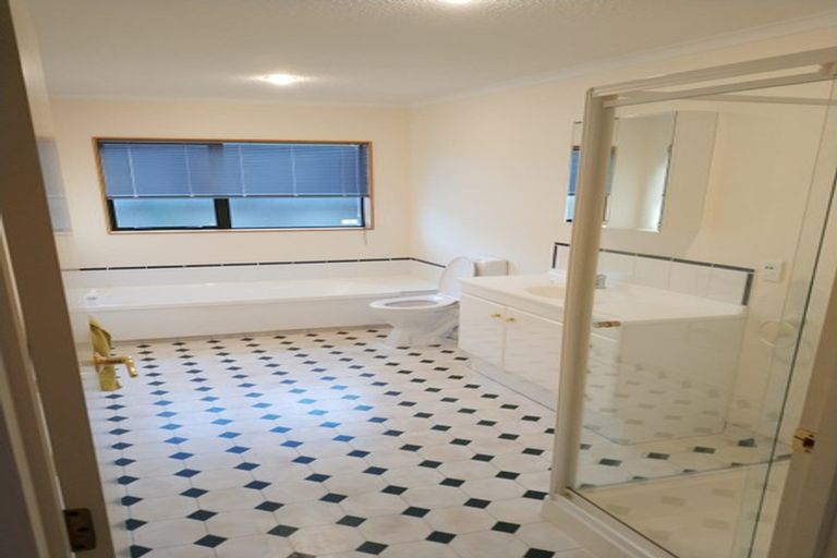 Photo of property in 96 Michael Road, Paraparaumu Beach, Paraparaumu, 5032