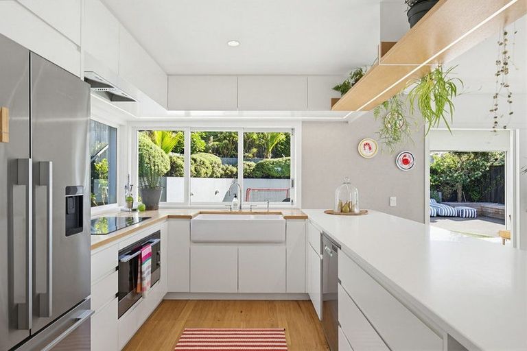 Photo of property in 20 Roscoe Terrace, Wadestown, Wellington, 6012