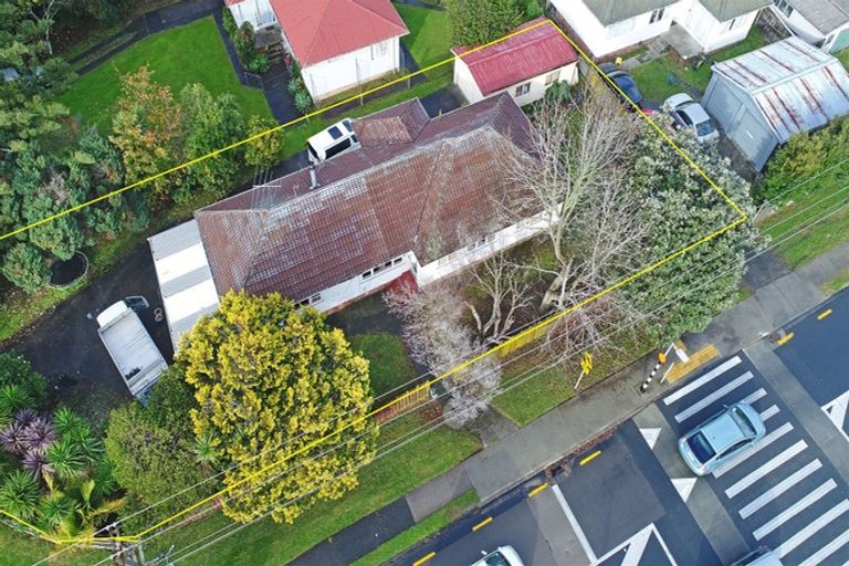 Photo of property in 141 Rathgar Road, Henderson, Auckland, 0610