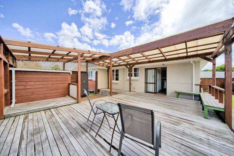 Photo of property in 14ud- Bush Grove, Trentham, Upper Hutt, 5018
