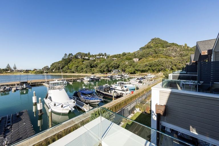Photo of property in 11/6 The Marina, Tairua, 3508