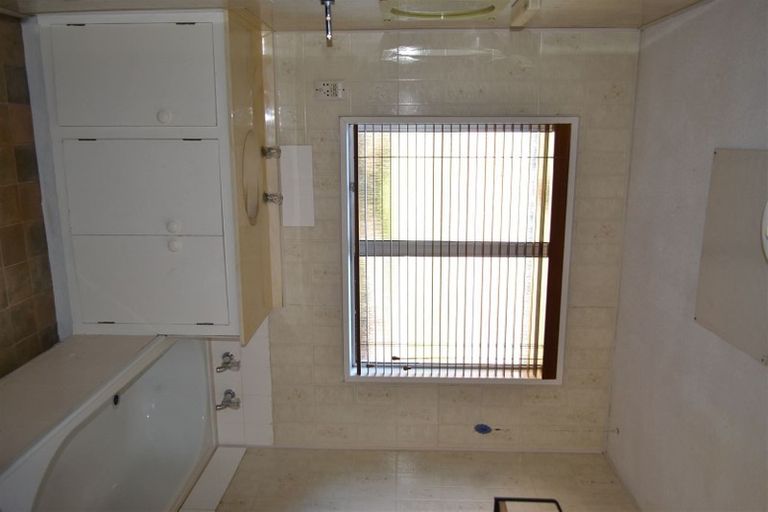 Photo of property in 35 Gibbs Drive, Woodend, 7610