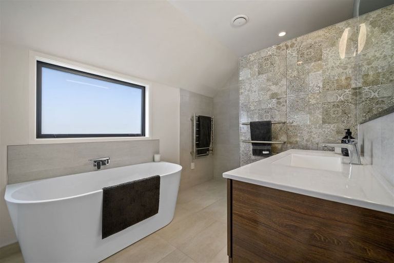 Photo of property in 161 Cashmere Road, Hoon Hay, Christchurch, 8025