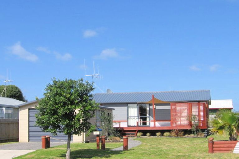 Photo of property in 40a Simpson Road, Papamoa Beach, Papamoa, 3118