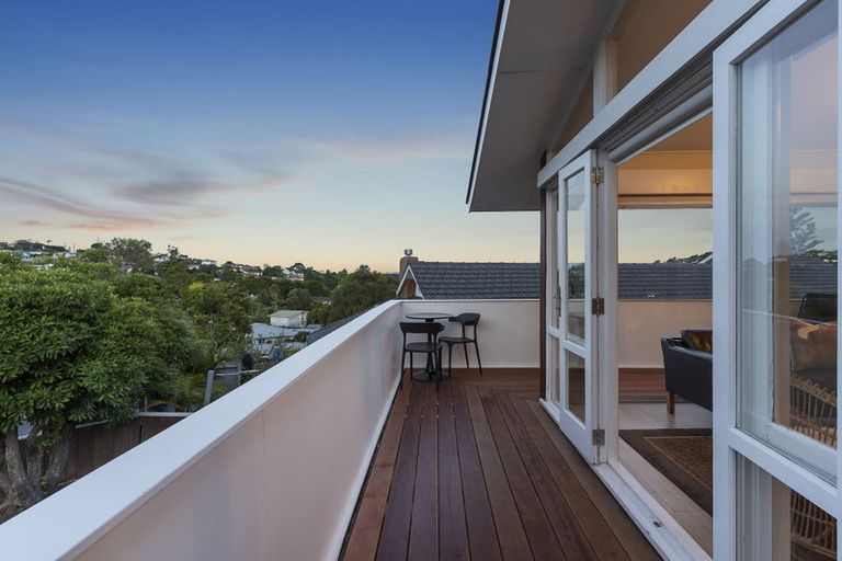 Photo of property in 31 Mcdowell Crescent, Hillcrest, Auckland, 0627