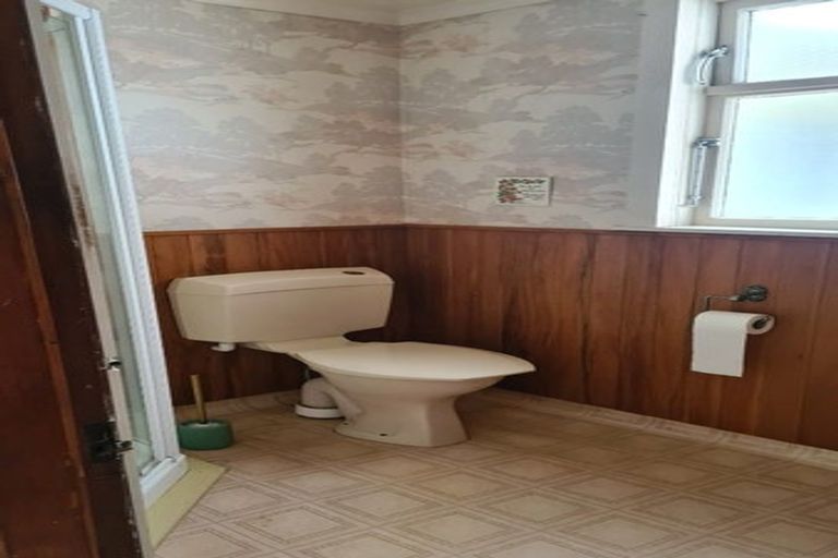 Photo of property in 27 Wood Street, Greytown, 5712