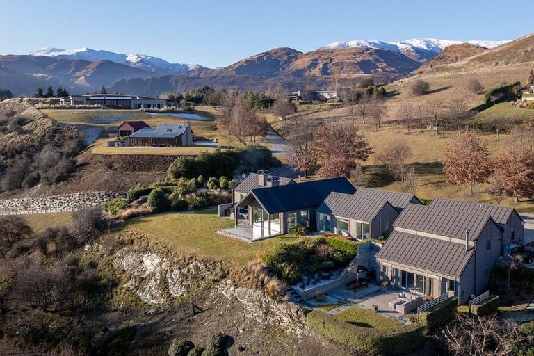 Photo of property in 10 Wilding Road, Lake Hayes, Queenstown, 9371