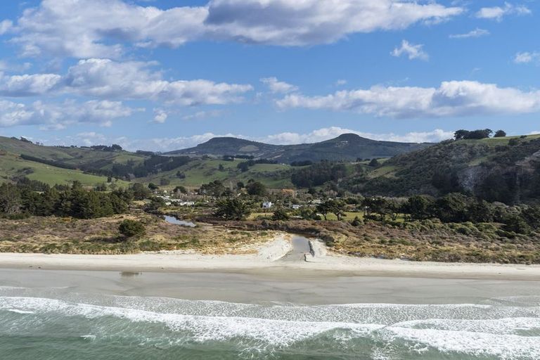 Photo of property in 62 Beach Road, Long Beach, Port Chalmers, 9081