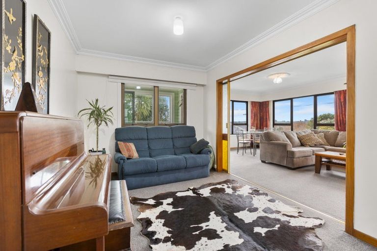 Photo of property in 17 Watene Crescent, Waitara, 4320