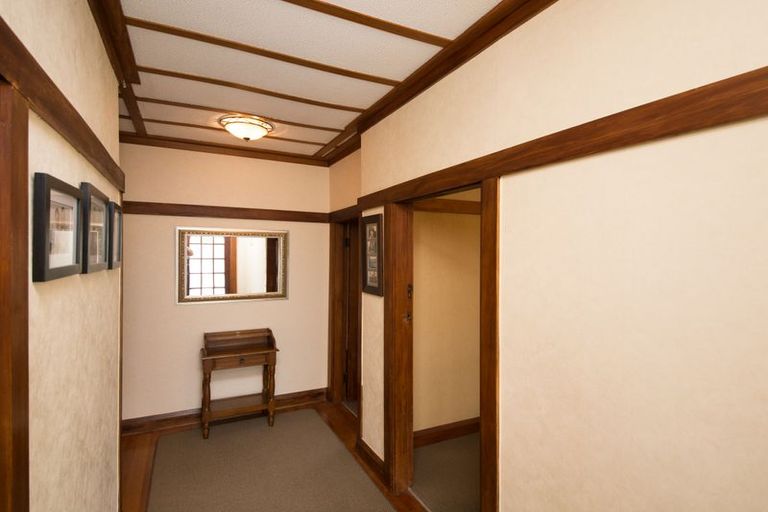 Photo of property in 24 Milson Line, Roslyn, Palmerston North, 4414