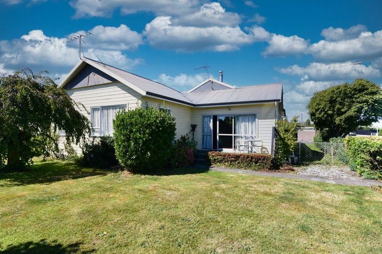 Photo of property in 15 Manchester Street, Tinwald, Ashburton, 7700