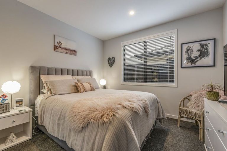 Photo of property in 18 Ellmers Street, Woodend, 7691