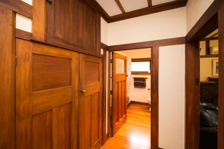 Photo of property in 24 Milson Line, Roslyn, Palmerston North, 4414