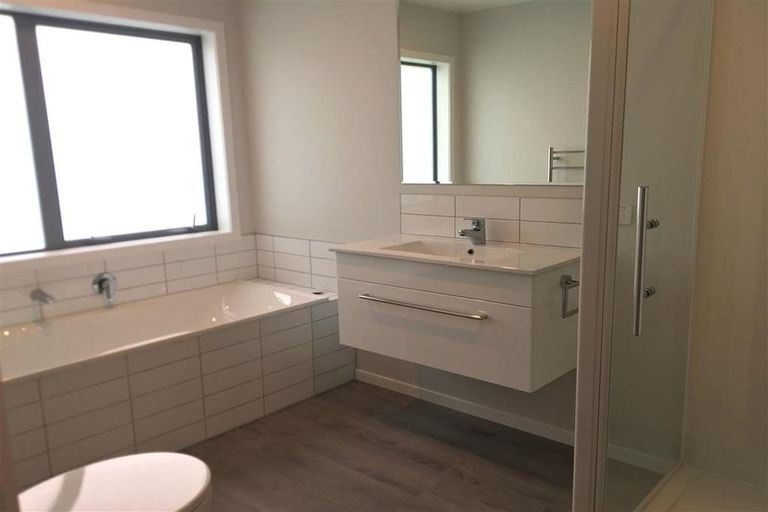 Photo of property in 13a Leinster Avenue, Raumati South, Paraparaumu, 5032