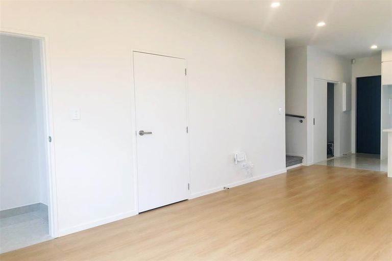 Photo of property in 36 Opoka Street, Papakura, 2110
