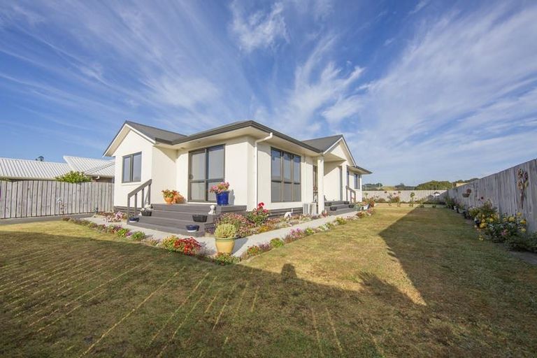 Photo of property in 9 Lowburn Avenue, Waipu, 0510