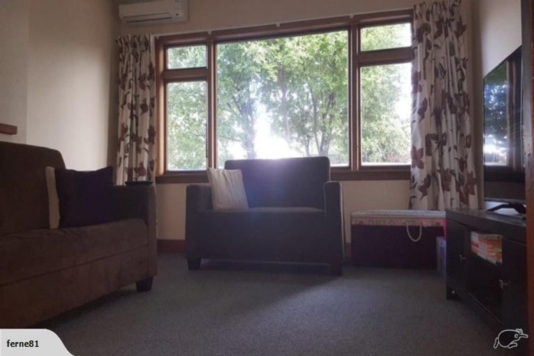 Photo of property in 118 Holly Road, St Albans, Christchurch, 8014