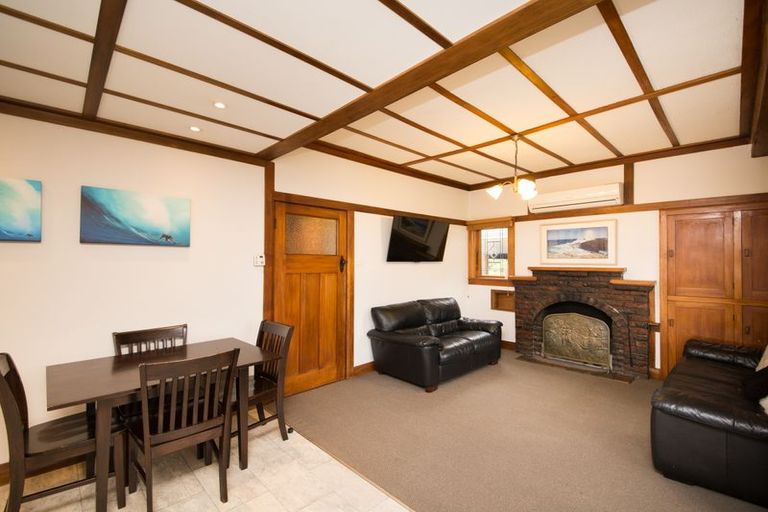 Photo of property in 24 Milson Line, Roslyn, Palmerston North, 4414