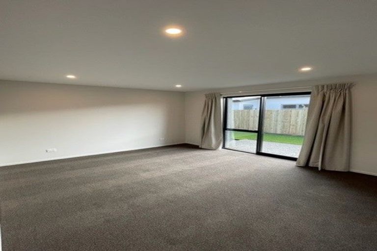 Photo of property in 14 Sarah Nicholls Street, Belfast, Christchurch, 8051
