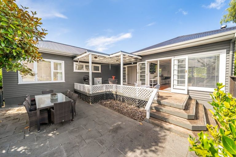 Photo of property in 25 Field Street, Silverstream, Upper Hutt, 5019