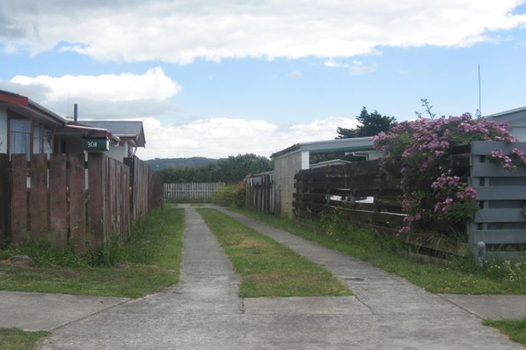 Photo of property in 30b Seddon Street, Te Puke, 3119