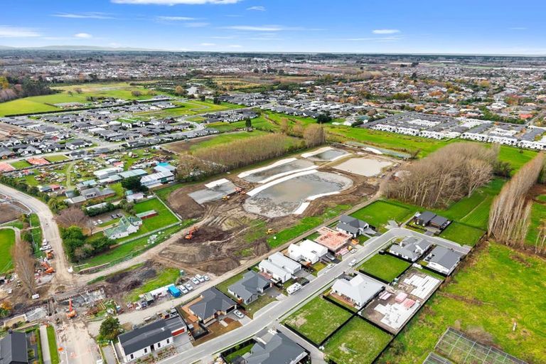 Photo of property in 10 Elsie Lange Way, Casebrook, Christchurch, 8051