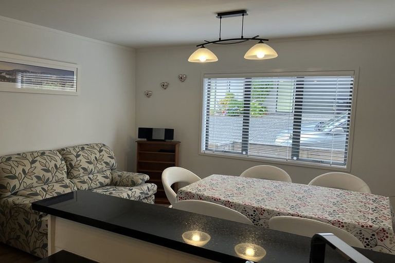 Photo of property in 10/8 Flynn Street, Birkdale, Auckland, 0626