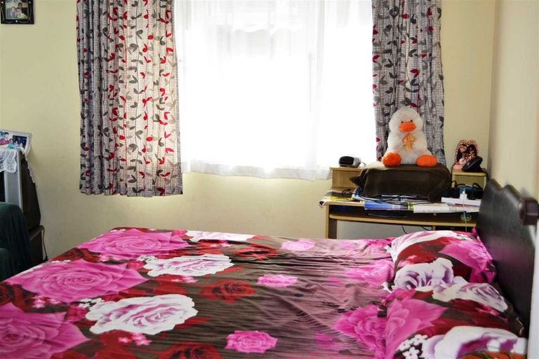 Photo of property in 48a Tironui Road, Takanini, 2112