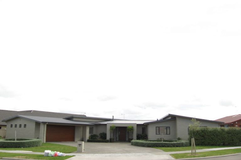 Photo of property in 15 Olive Grove, Havelock North, 4130