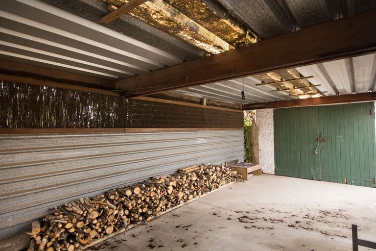 Photo of property in 24 Milson Line, Roslyn, Palmerston North, 4414