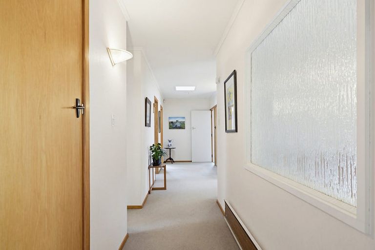 Photo of property in 20 Pembroke Street, Tawa, Wellington, 5028