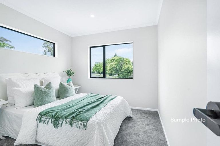 Photo of property in 1/2 Wedgewood Place, Dinsdale, Hamilton, 3204