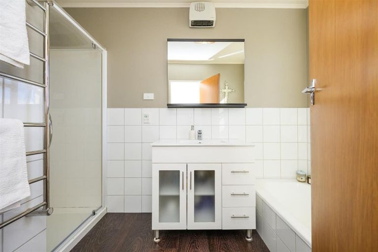 Photo of property in 12 Armagh Terrace, Marton, 4710