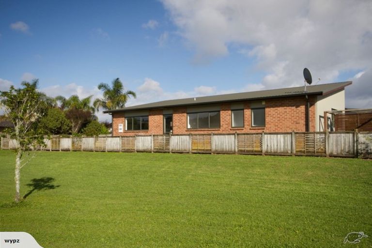 Photo of property in 14b Ringwood Place, Whitianga, 3510
