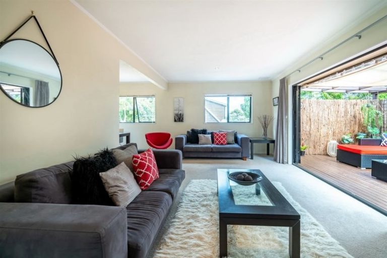 Photo of property in 1/3a City View Terrace, Birkenhead, Auckland, 0626