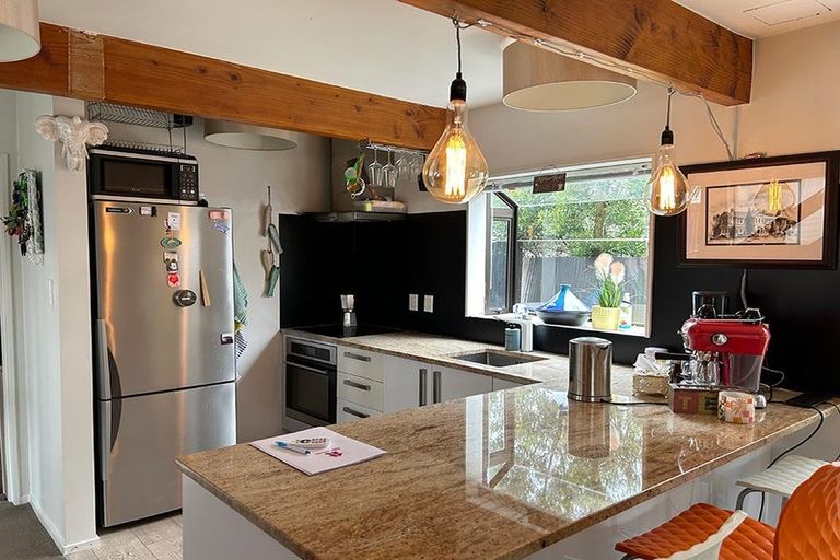 Photo of property in 2/12 Brittan Street, Linwood, Christchurch, 8011