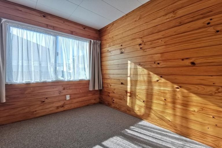 Photo of property in 35a Broderick Road, Johnsonville, Wellington, 6037