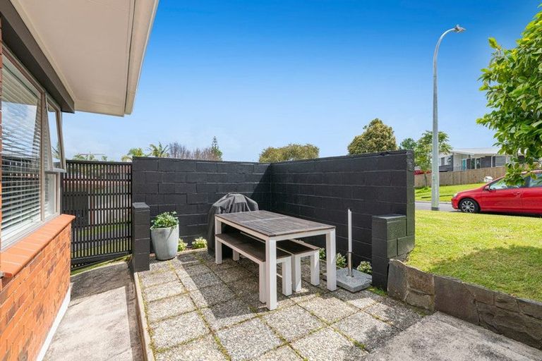 Photo of property in 1/11 Northwick Place, Hillcrest, Auckland, 0627