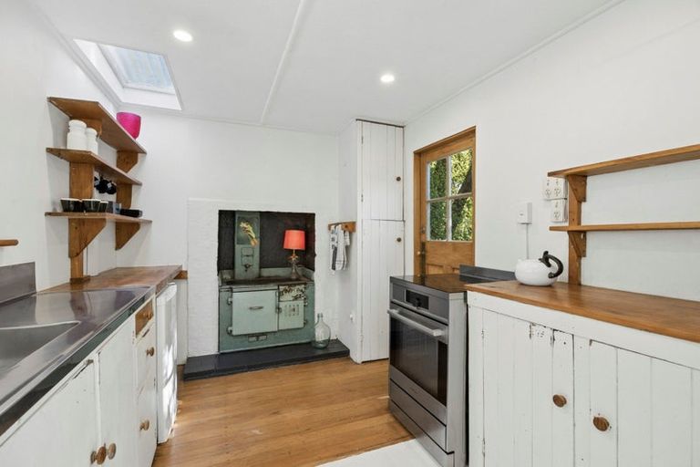 Photo of property in 112 Doctors Point Road, Waitati, 9085