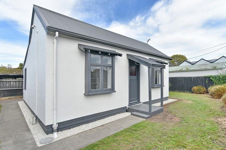 Photo of property in 1/184 Hastings Street, Waltham, Christchurch, 8023