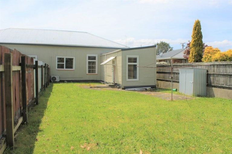 Photo of property in 82- 84 Queen Street, Westport, 7825