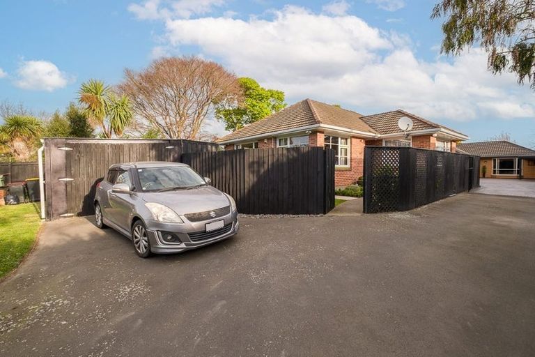 Photo of property in 1/31a Worthy Street, Ilam, Christchurch, 8041