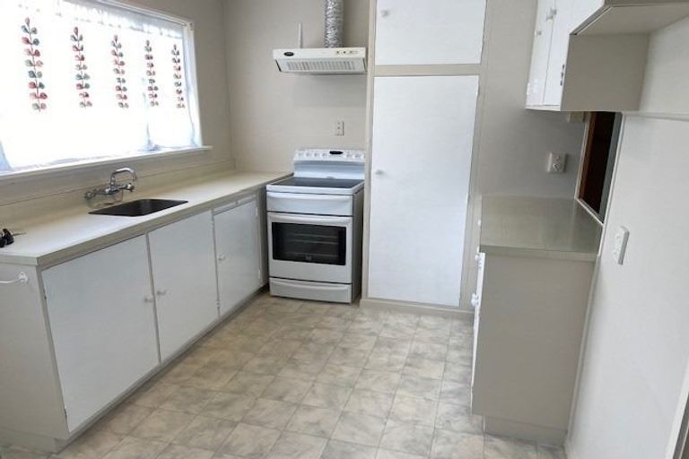 Photo of property in 3/168 Gloucester Street, Taradale, Napier, 4112