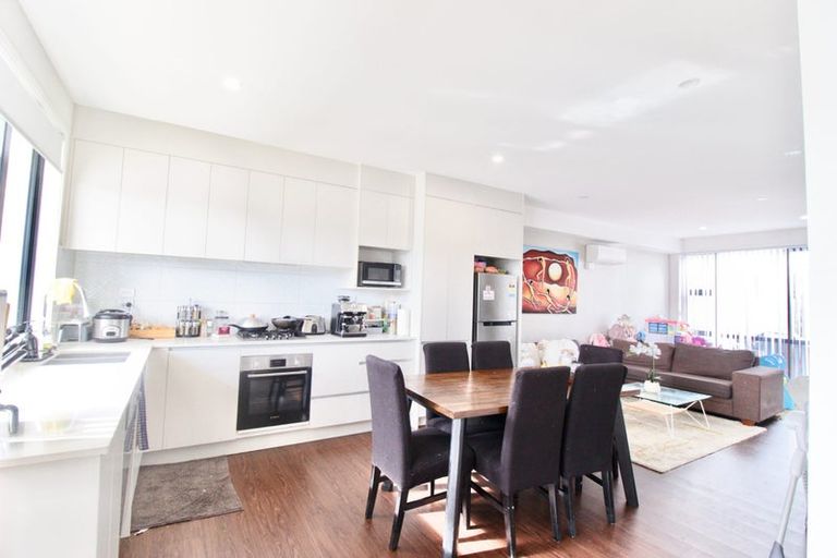 Photo of property in 4 Karoro Road, Flat Bush, Auckland, 2019
