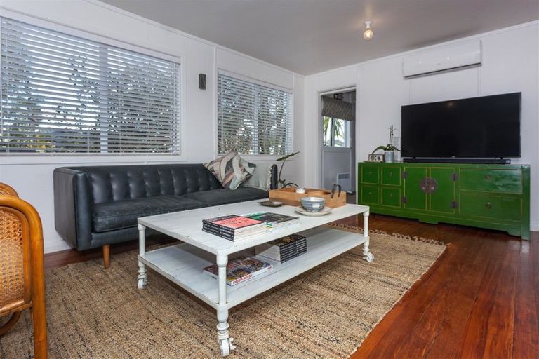 Photo of property in 144a Kiwi Road, Whangamata, 3620